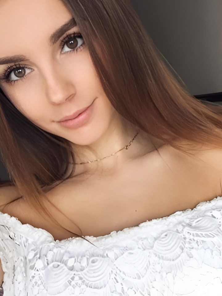 Юнона привлекальеная девушка из Новосибирска цена от 1500 руб