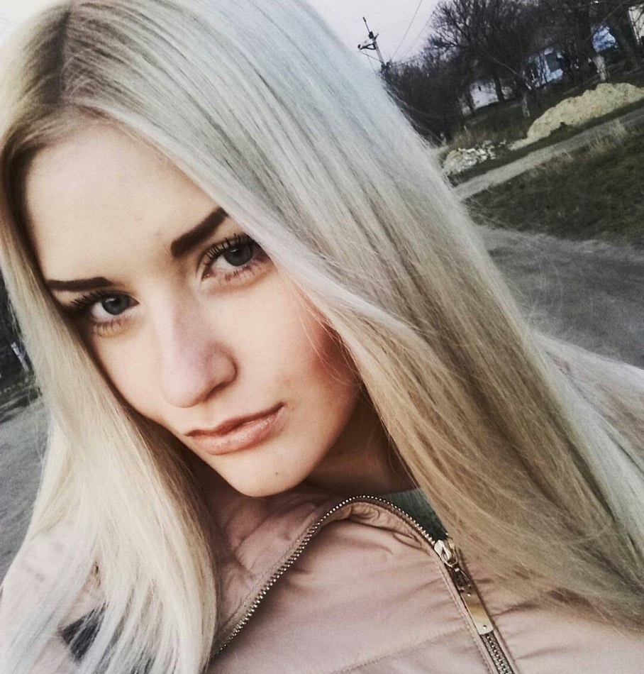 Карина привлекальеная девушка из Новосибирска цена от 3500 руб