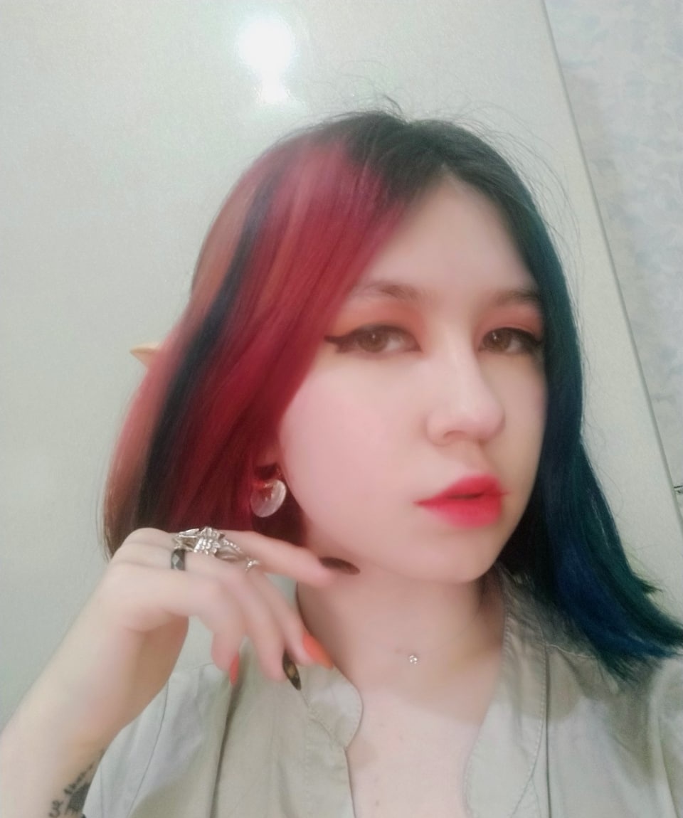 Влада привлекальеная девушка из Новосибирска цена от 5000 руб