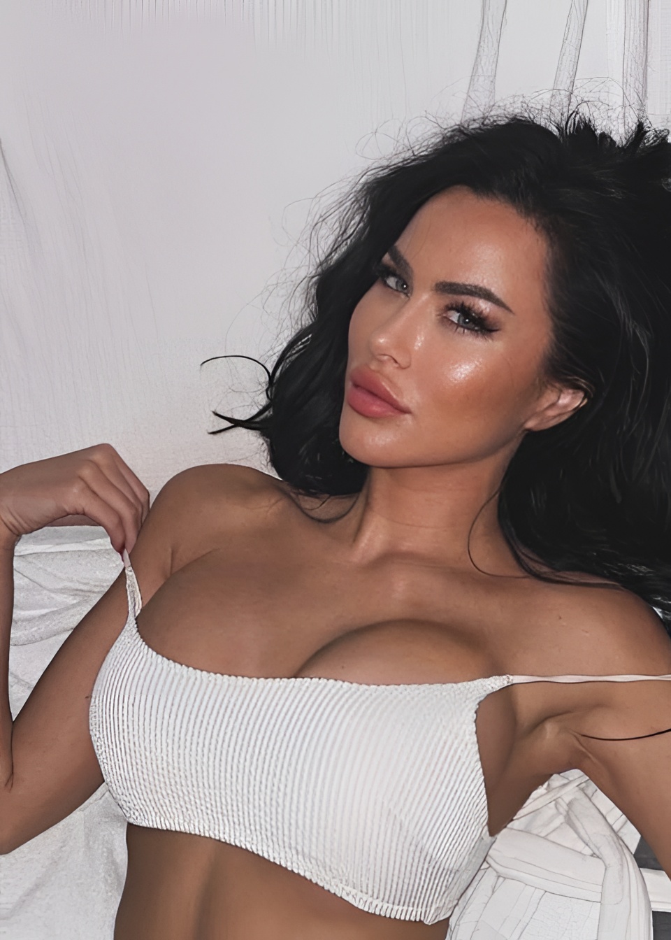 АВРОРА ТОП привлекательная девушка из Новосибирска цена от 18000 руб